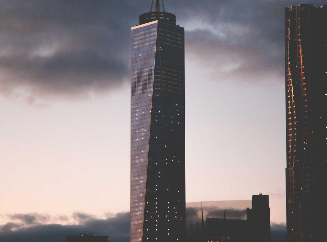 What Sets It Apart: Why Choose 'Awareka Mehi Awith'